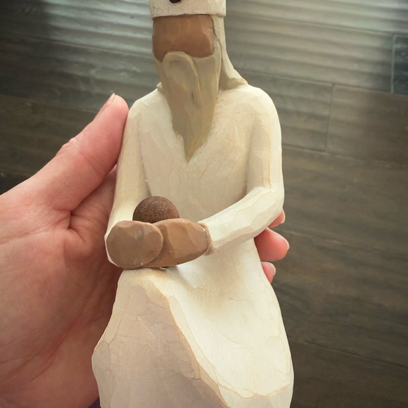 Willow Tree Nativity Wise Man Figurine - Picture 2 of 3